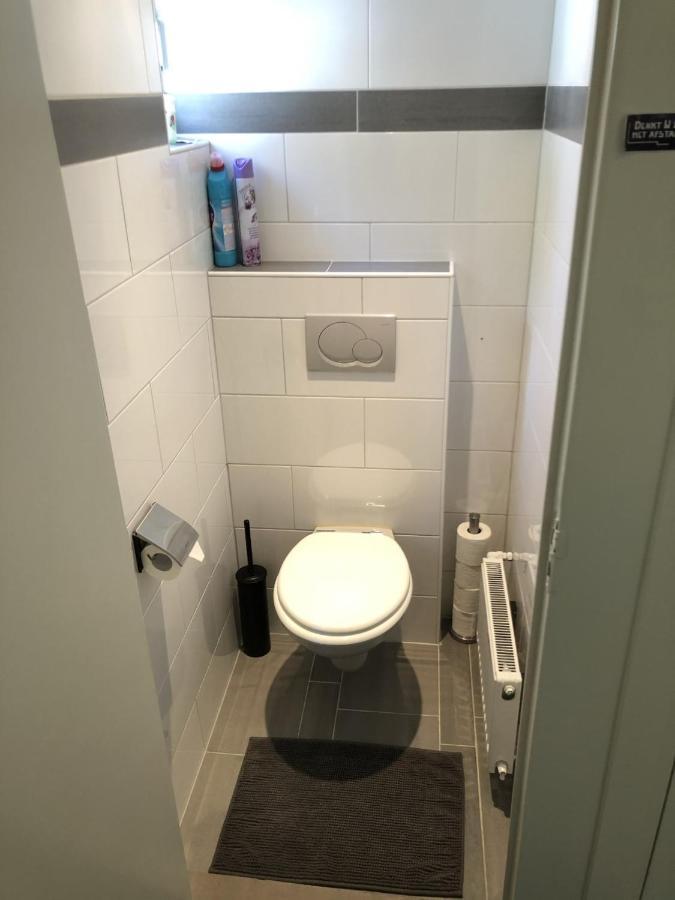 Апартаменты Rustig Gelegen Recreatiewoning In Zeeland Брёйниссе Экстерьер фото