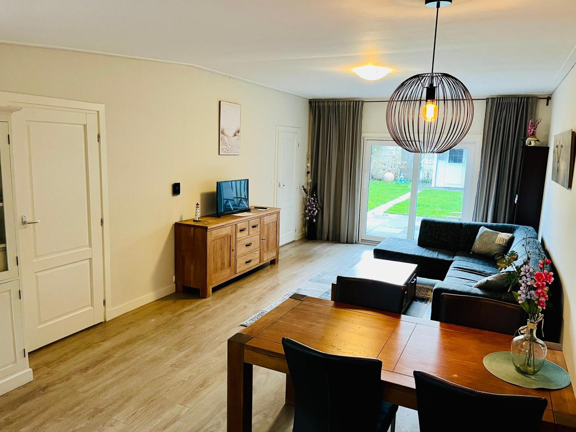 Апартаменты Rustig Gelegen Recreatiewoning In Zeeland Брёйниссе Экстерьер фото